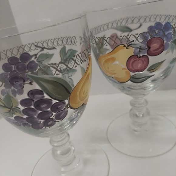 4 Painted Glass Goblets L'Amore By Nancy Calhoun Fruit Grapes Pears - Picture 4 of 8